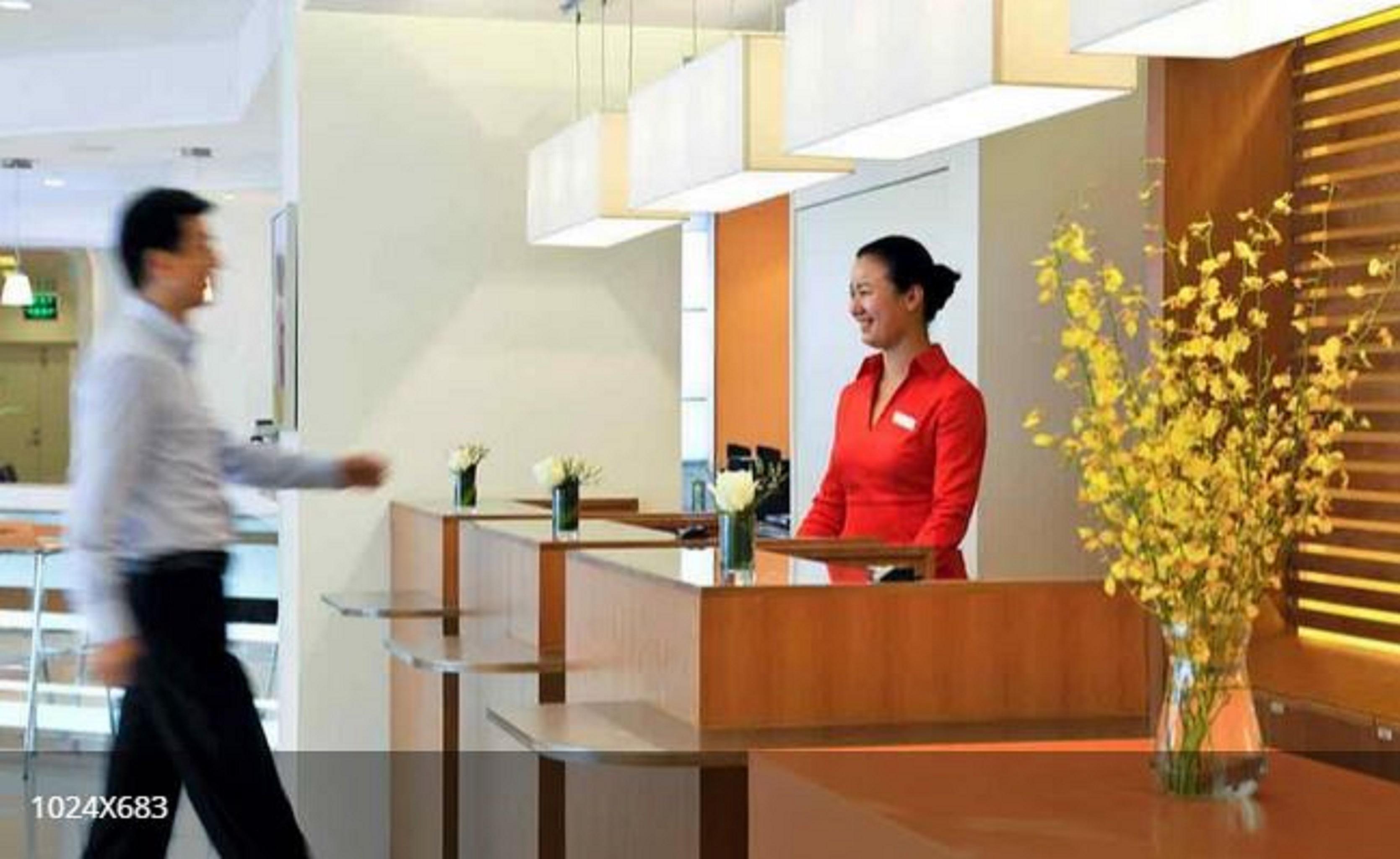 Отель Ibis Qingdao Ningxia Road Экстерьер фото