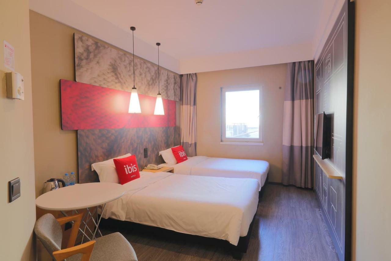 Отель Ibis Qingdao Ningxia Road Экстерьер фото