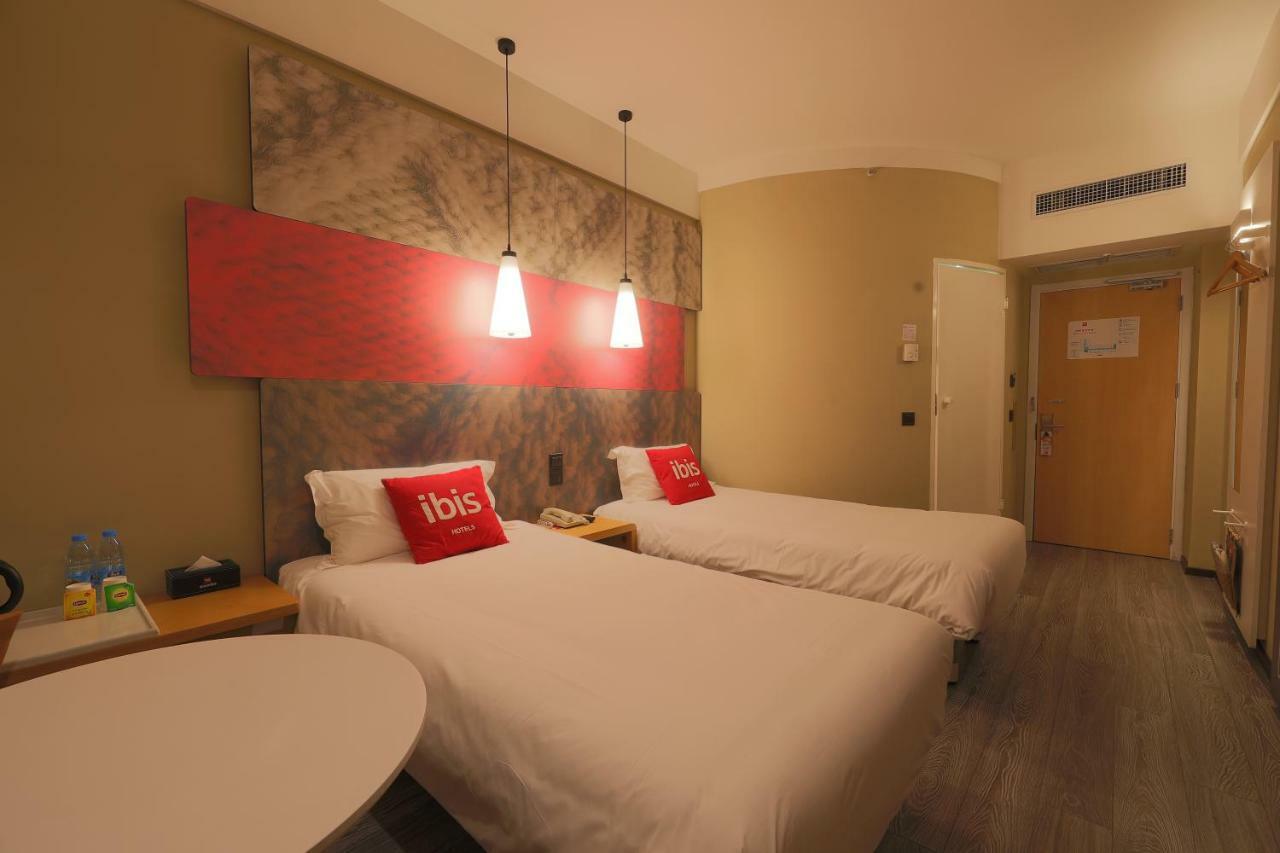 Отель Ibis Qingdao Ningxia Road Экстерьер фото